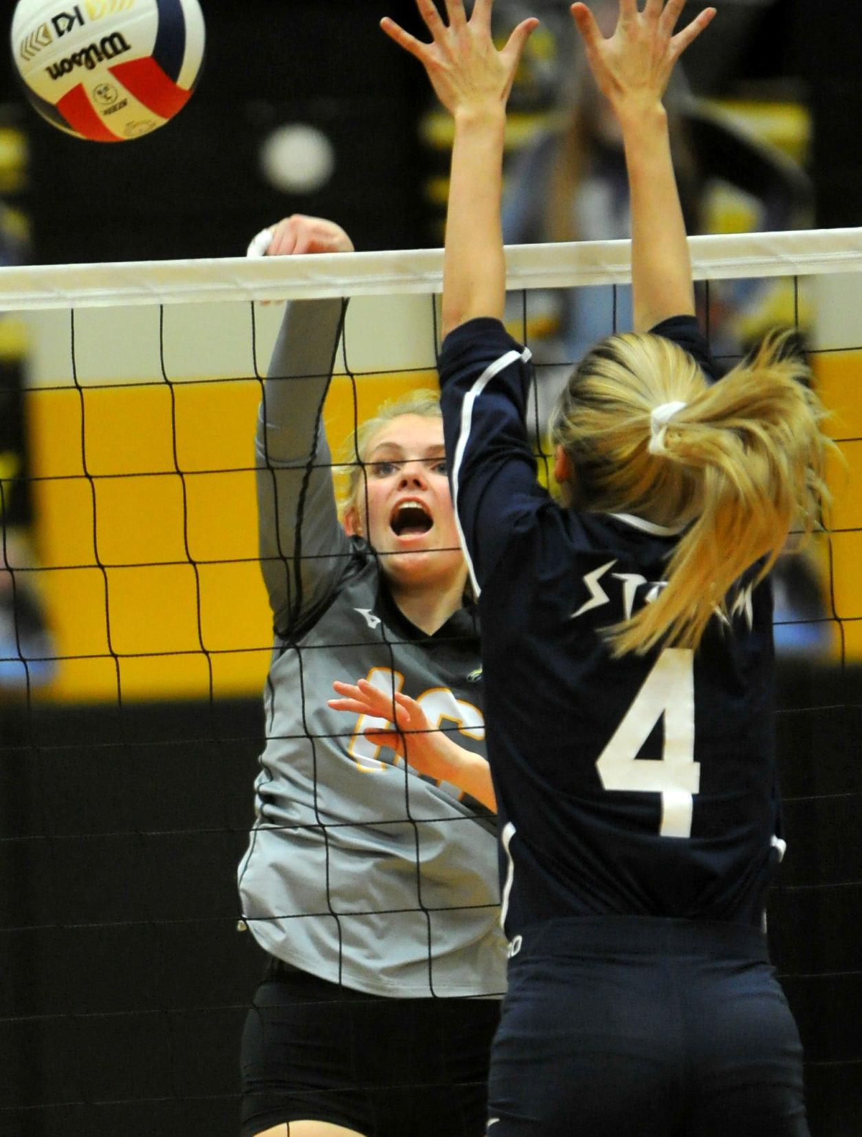 Riverdale vs Bureau Valley Class 2A regional final volleyball.